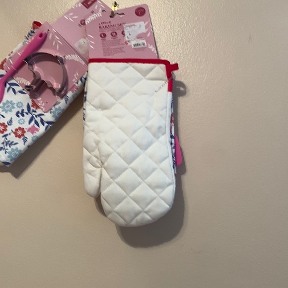 CORE Kitchen 4 Piece Baking Set - Picture 3 of 6